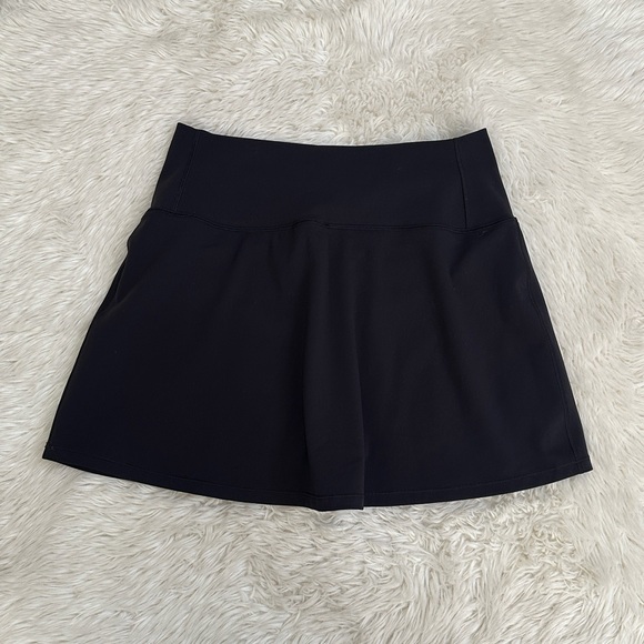 Vuori Volley Black Mini Skirt - Picture 7 of 7